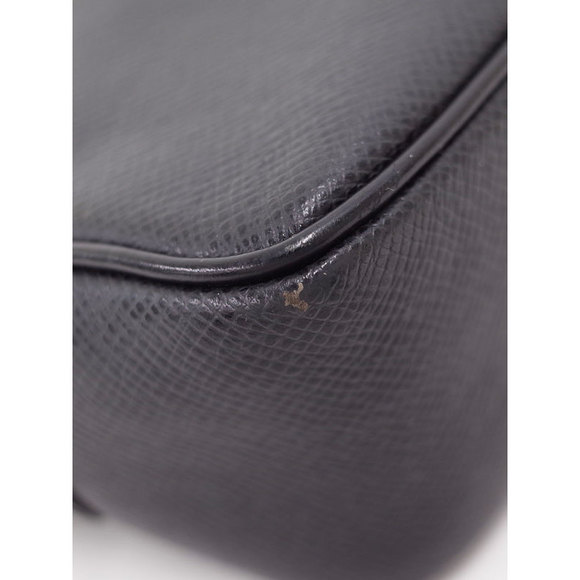 Louis Vuitton Kaluga Taiga Bag Shoulder - Picture 6 of 8